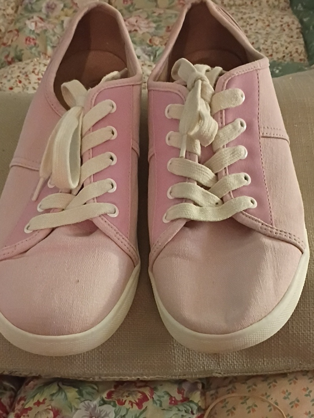 Vionic Casual Women's Pink Canvas Lace-Up Sneakers